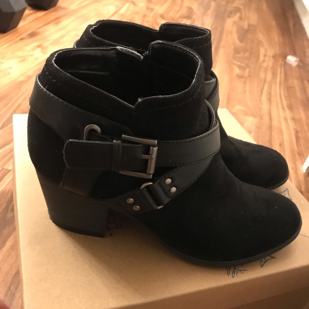 Indigo Rd. Bootie - Picture 6 of 6